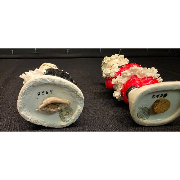 Vintage MCM Napco Spaghetti Trim Santa & Mrs. Claus Salt & Pepper Shaker Set - Picture 6 of 11